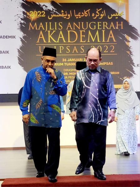 Ketua Pegawai Eksekutif MQA Rasmi Majlis Anugerah Akademia UnIPSAS 2022