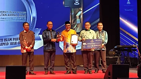 UnIPSAS Rangkul Platinum Anugerah APEC Pahang 1st 2023